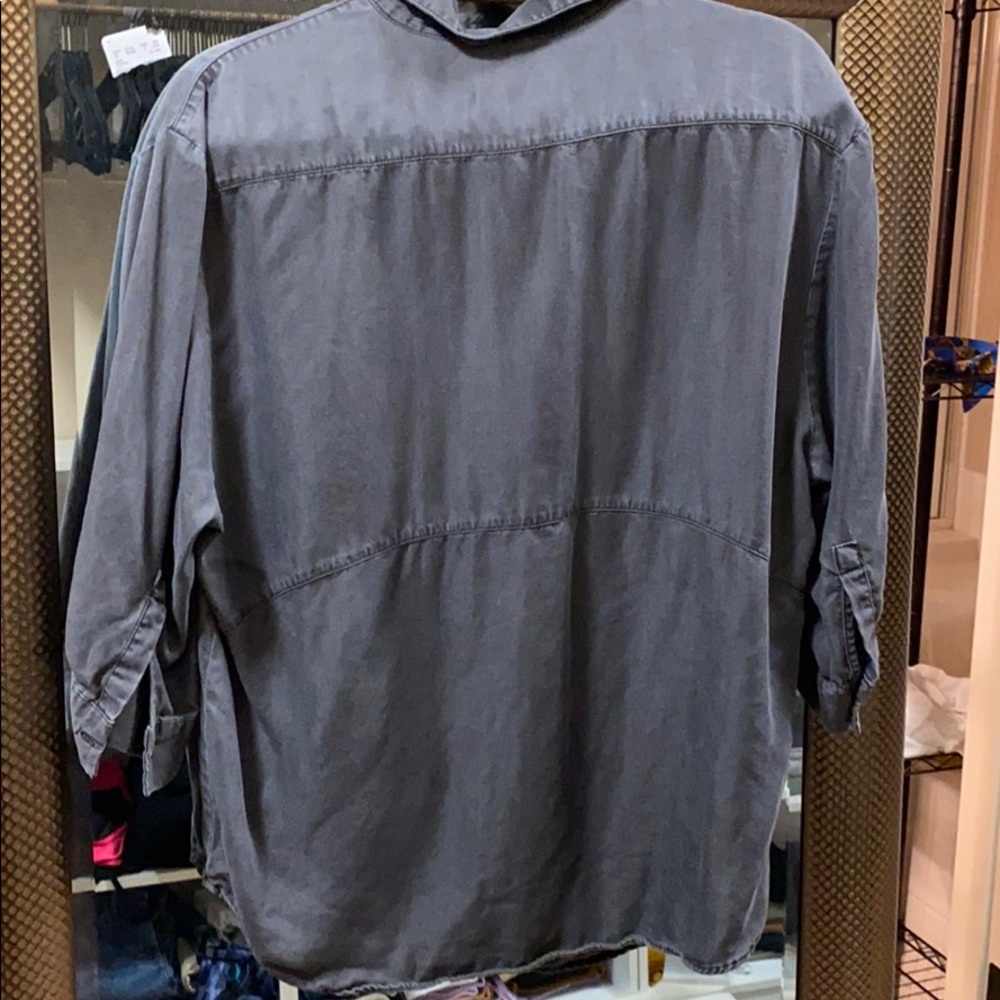Button down shirt - Picture 2 of 2